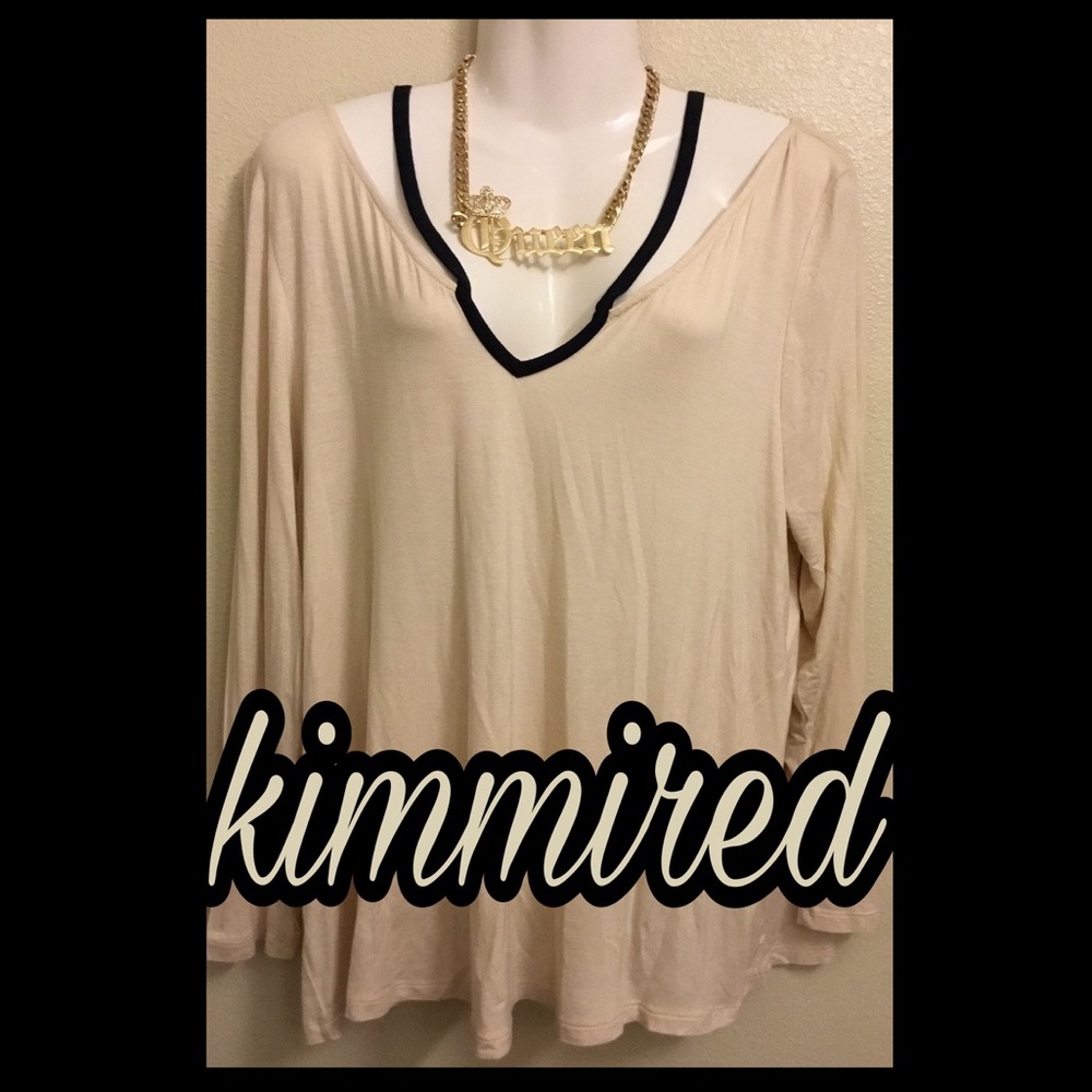🆕 Cream/Black Destroyed Collared Top ~ 2X ~ NWT